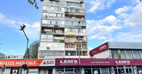 De vanzare apartament 2 camere decomandate Calea Marasest...