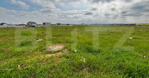 Teren intravilan 1428 mp, deschidere 20 ml, zona Metro, Piel