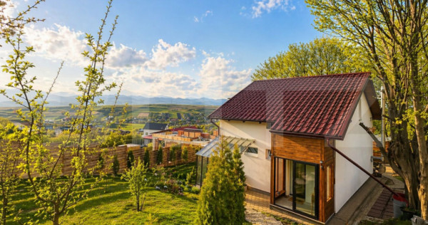 Casă individuală-panoramă superbă, teren 900 mp&ndash;liniș
