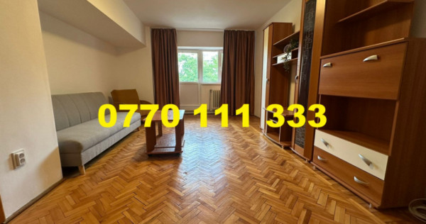 Spatios! Apartament 2 camere, Independentei, etaj 3.