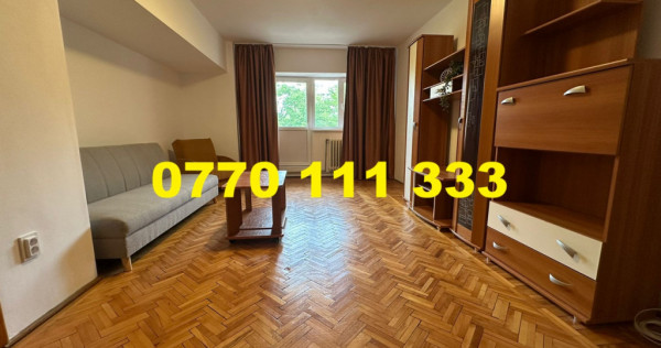 Spatios! Apartament 2 camere, Independentei, etaj 3.