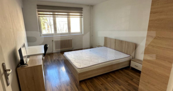 Apartament 3 camere decomandate, 50 mp, balcon, etaj interme