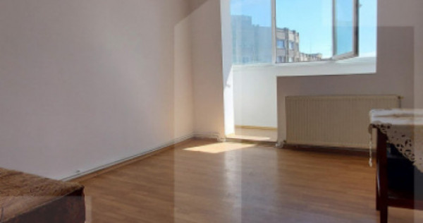 Apartament 3 camere decomandate I Vedere superbă la lac