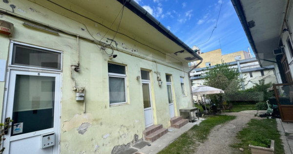 Apartament la casă cu pod mansardabil , 75 mp utili , 3 ca
