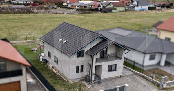 Casă modernă 170 mp | &Icirc;ncălzire &icirc;n pardoseală | Zonă