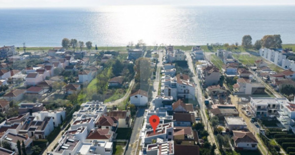 GRECIA, casa de vacanta P+1+M, 95mp, la 100m de mare, Ofrini