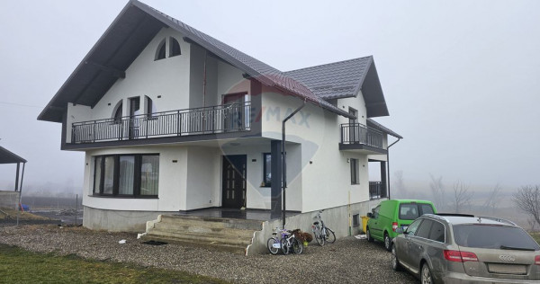 Casă / Vilă de lux, Moara Nica, Suceava