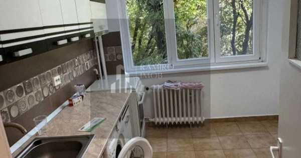 Apartament 3 camere decomandat etaj 2 Brancoveanu/Luica