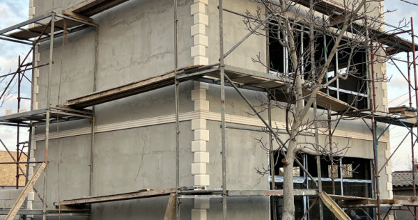 Ansamblul Laro Residence 4 locuințe individuale