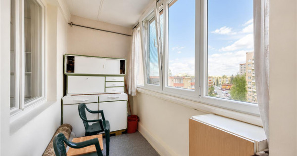 Apartament cu 3 camere de in zona Grivitei