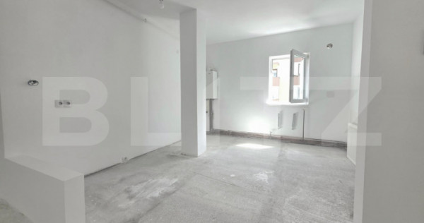 Apartament de vanzare, cu 3 camere, 65 mp, zona Blocuri, Cam