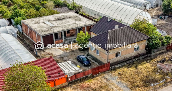 Casă finisată + casă &icirc;n construcție, la același preț!