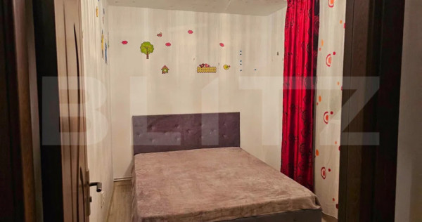 Apartament de vanzare, 55 mp, strada Aleea Savinesti