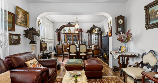 Apartament spațios de v&acirc;nzare &icirc;n zonă selectă -Strad...
