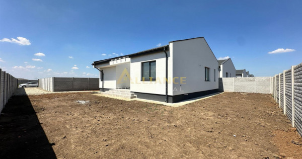 Casa Individuala || Incalzire pardoseala ||4 camere || teren