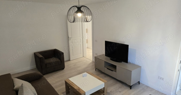 Faleza Nord Reyna apartament 2 camere renovat termen lung