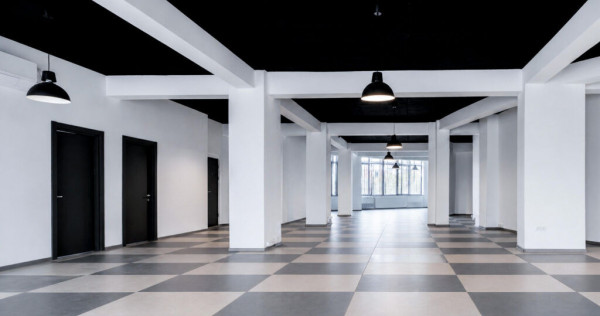 Spatiu comercial de inchiriat in zona Brotacei