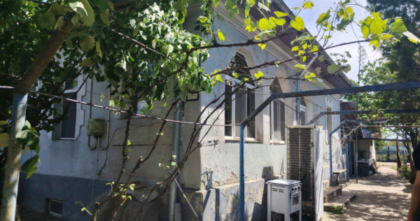 Casa de vanzare, 741 mp teren, zona Coșoveni -Dolj