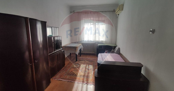 Apartament 2 camere de v&acirc;nzare &icirc;n zona Ultracentral, Ma...