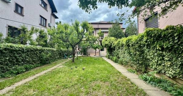 Vila Tip Boutique cu Curte Exclusiva de 200 MP l Bijuteri...