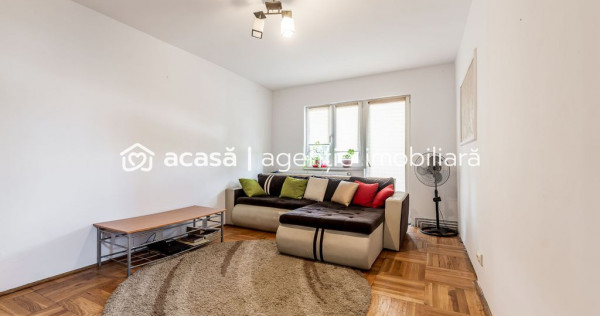 Apartament cu 3 camere, etaj 2 &ndash; Zona Vlaicu, Lebăda -...