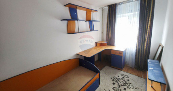 Apartament cu 3 camere de v&acirc;nzare &icirc;n zona Maratei