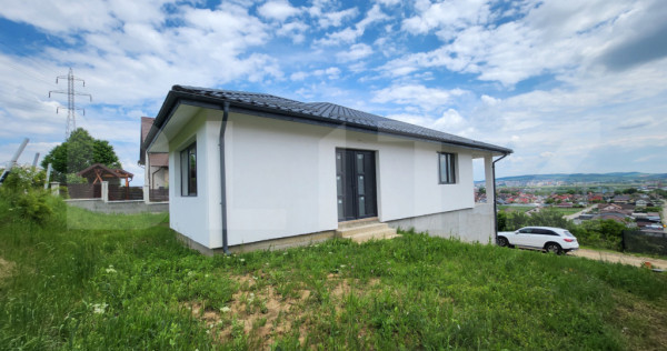 Casa pe un singur nivel, 180 mp, zona Nazna