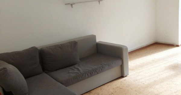 Apartament 2 camere Racadau-intrare,garaj,etaj 2,128500 Euro