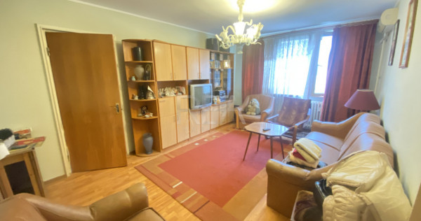 3 Camere- Etaj 2/4- Bloc anvelopat- Bulevardul Constantin B