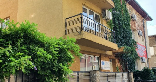 Direct proprietar - vila de &icirc;nchiriat birouri/ cabinete Vitan mall