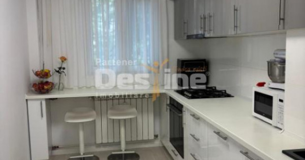 ???? Apartament 4 camere semidecomandat | 79,84 mp utili , U