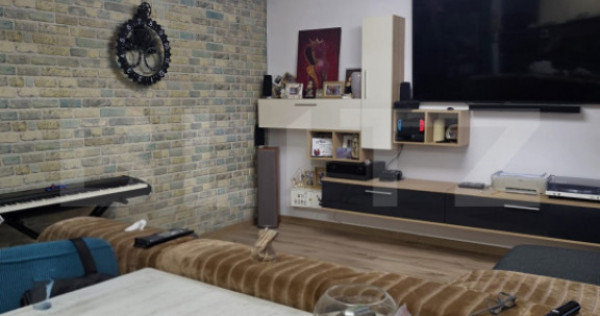 Apartament 3 camere, 66 mp, etaj intermediar, mobilat si uti