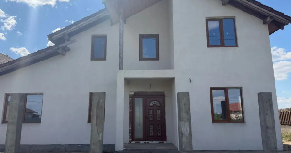 Casa noua Vila Mandruloc / Arad