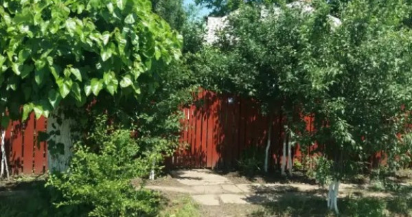 Vand casa locuibila Izvoarele