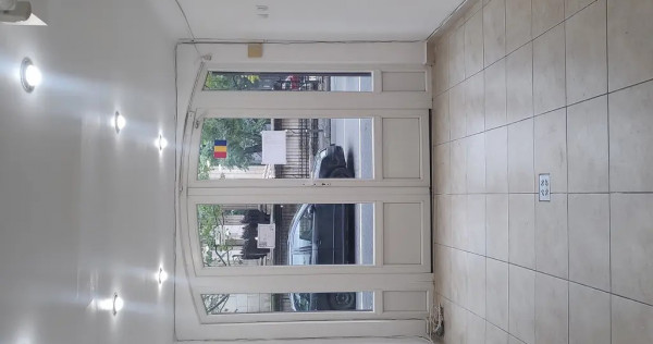 &Icirc;nchiriez mic spatiu comercial la strada Bd. Ferdinand