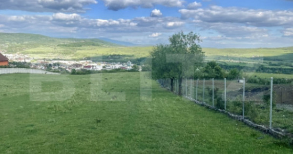 Teren intravilan de 19 ari, situat &icirc;n zona drumul Sigmirulu