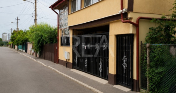 Casă P+1 + teren , Sector 4 | Centrală proprie |