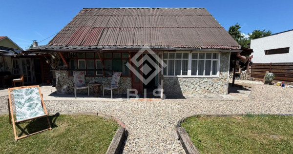 Casa de vanzare - zona Unirea