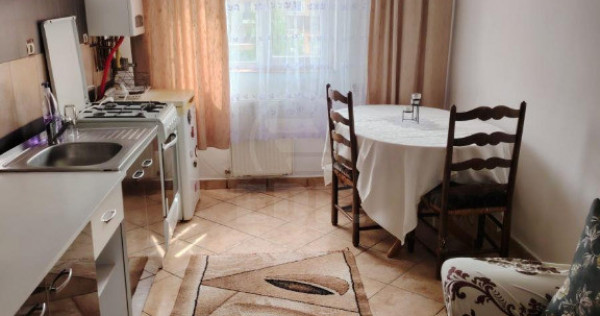Inchiriere Apartament 1 camera decomandat, 40 mp Florilor