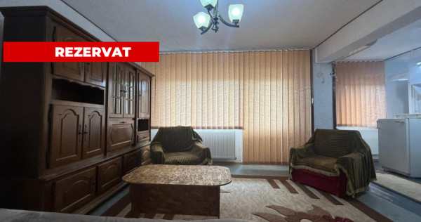 Garsonieră cu balcon, 35.84 mp, etaj 1, Strada Lupeni - Plo