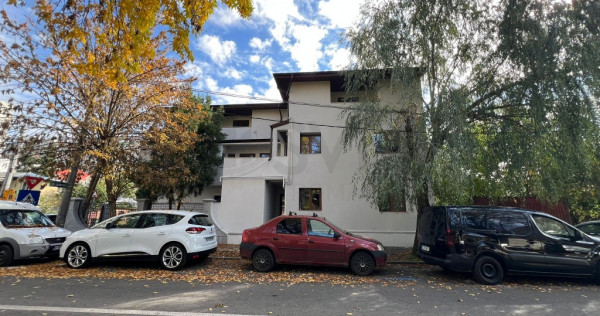 Apartament in Vila l Parc Bazilescu