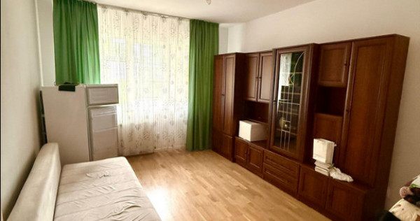 Apartament 2 camere, decomandat - zona Grivitei