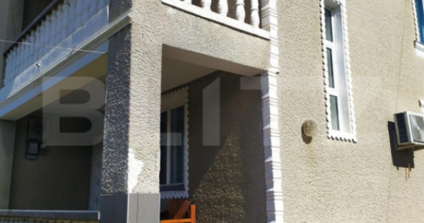 Casă individuală, 223 mp utili, teren 800 mp, zona Cetate