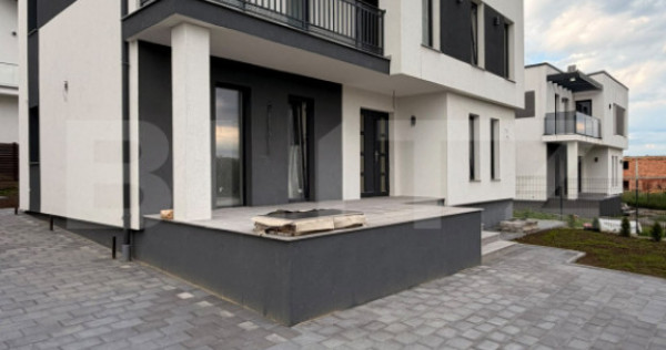 Casa cu etaj, 120 mp utili, 400 mp teren, Moara - Suceava