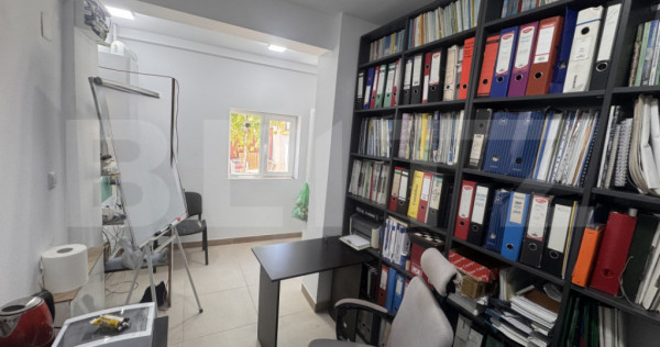 Spațiu birouri P+1 | 70 mp utili | 2 băi | | Parcare | Str