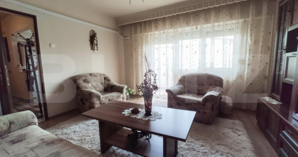 Apartament cu 2 camere decomandate, 52 mp, AC, boxa, renovat