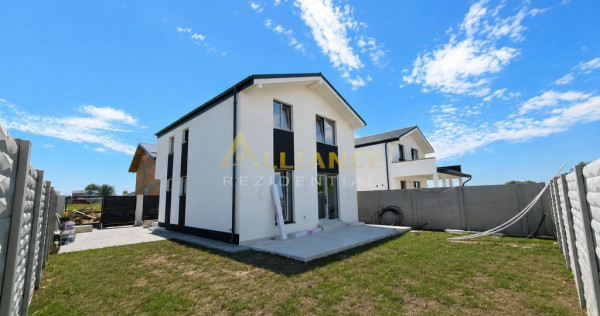 Casa individuala P 1E ~ 4 camere 2 bai ~ teren 300mp ~ Str M