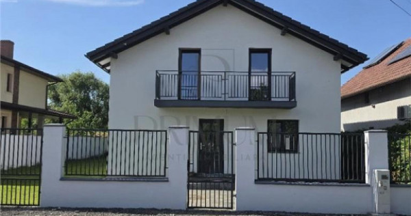 Sanmihaiul Roman - 4 camere- toate utilitatile- strada asfal