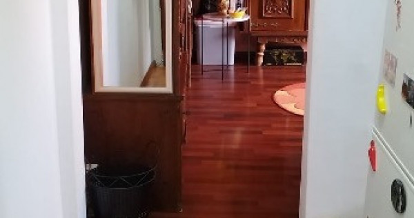 Apartament 2 camere semidecomandat zona centrala