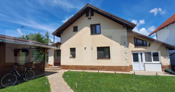Vila de vanzare, 341 mp &mdash; vedere la Fagaras,